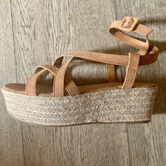 Bamboo tan strap espadrille wedge - Picture 3 of 5